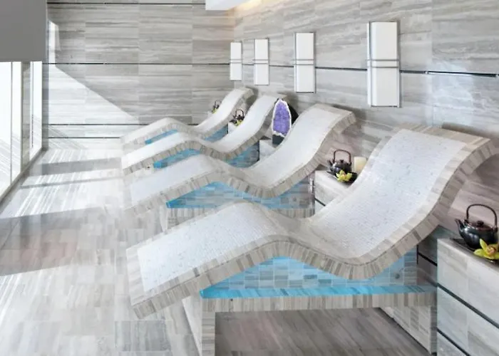 Best Las Vegas Hotels Without Resort Fees