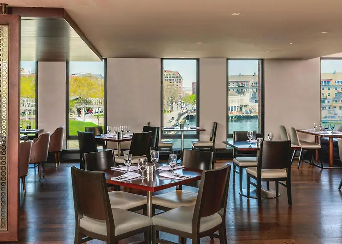 Top Hotels in Boston Offering Complimentary Parking