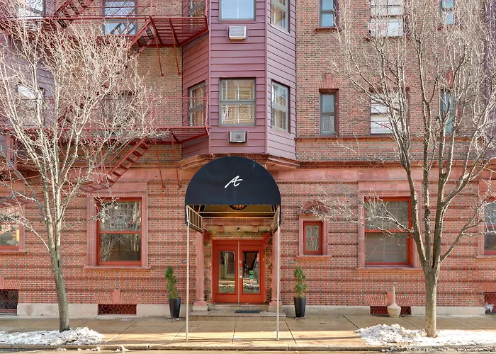 Best Budget Accommodations Close to Wells Fargo Center