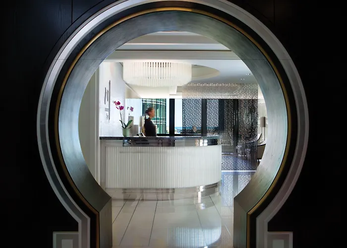 Blissful Hotels with Soaking Tubs in Chicago