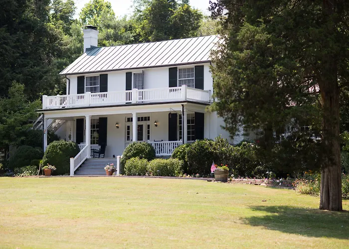 Top Hotels in Vibrant Downtown Charlottesville VA
