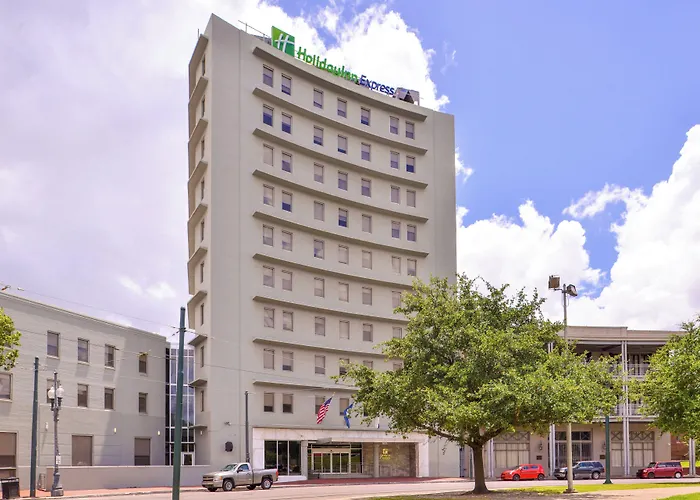 Top Hotels Offering Airport Shuttle in New Orleans